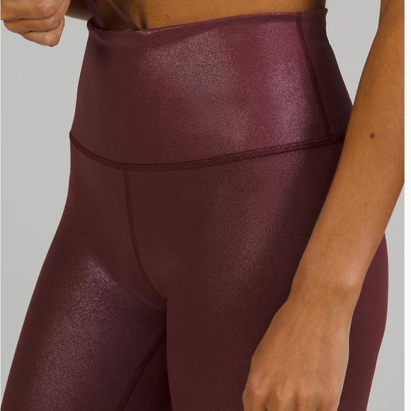 Lululemon Wunder Train HR
Tight 25" *Foil Size 8 - Picture 5 of 13
